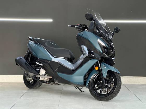 DAFRA CRUISYM 300 